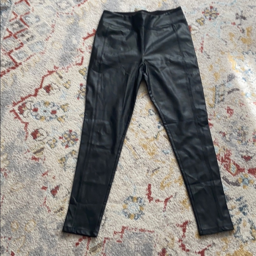 High Rise Pointe Faux Leather Legging-Large, new!